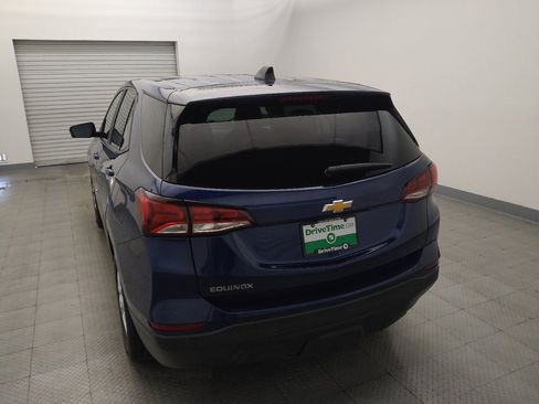 Used 2022 Chevrolet Equinox LS FWD image 6