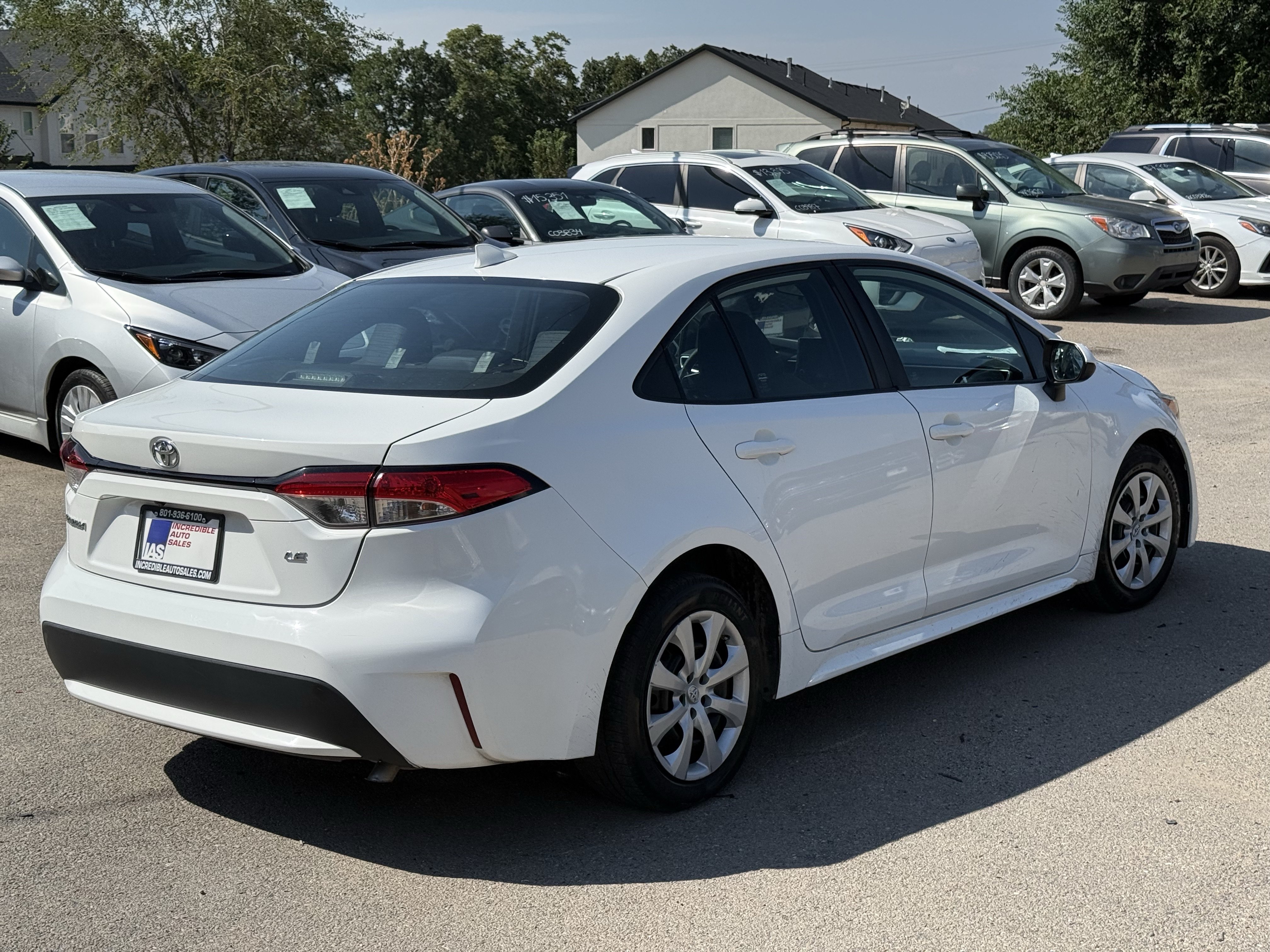 Used 2022 Toyota Corolla LE FWD image 9