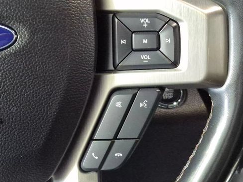 Used 2019 Ford F150 Platinum w/ Equipment Group 701A Luxury AWD/4WD image 13