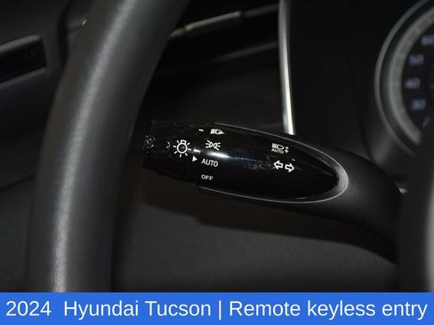 Used 2024 Hyundai Tucson Blue AWD/4WD image 11