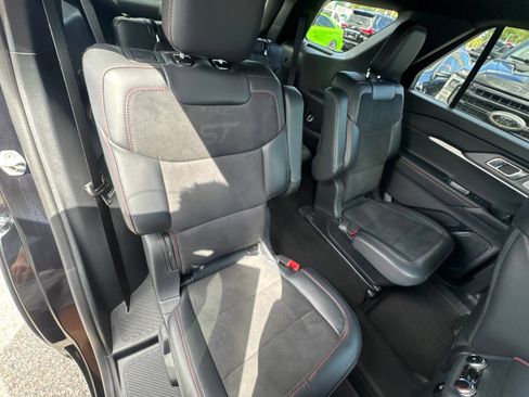 Used 2025 Ford Explorer ST w/ Sun And Sound Package RWD image 18