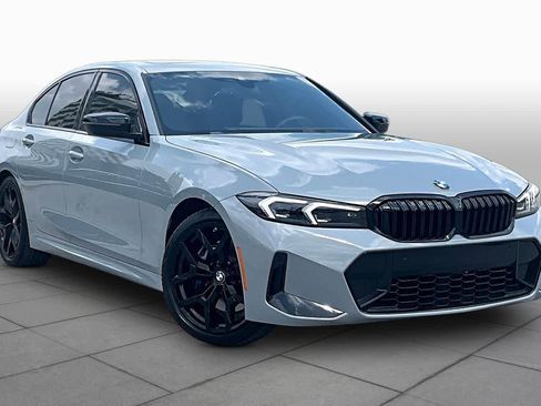 Used 2026 BMW 330i Sedan w/ M Sport Package RWD image 2