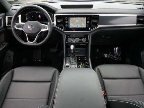 Certified 2023 Volkswagen Atlas Cross Sport SEL AWD/4WD image 10