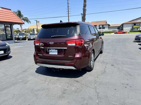 Used 2017 Kia Sedona SX Limited FWD image 5