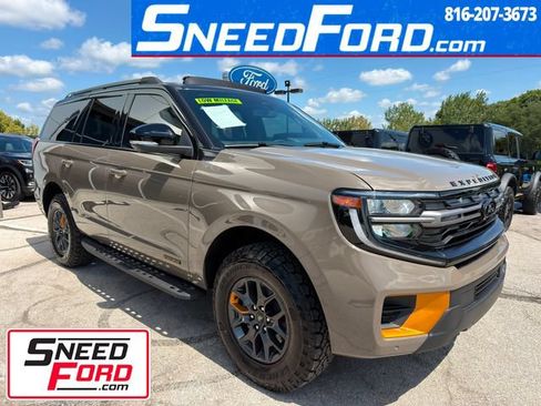 Used 2026 Ford Expedition Tremor AWD/4WD image 1