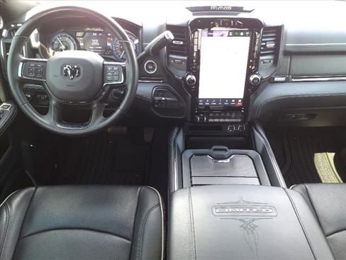 Used 2022 RAM 3500 Limited AWD/4WD image 11