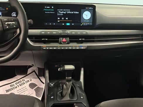 Certified 2025 Kia K4 FWD image 23
