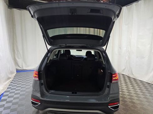 Used 2022 Volkswagen Taos SE AWD/4WD image 36