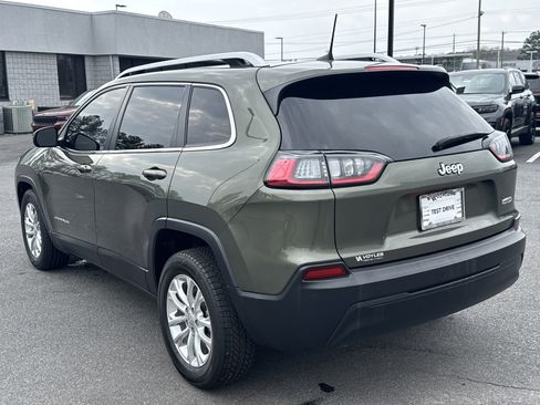 Used 2019 Jeep Cherokee Latitude w/ Popular Appearance Group image 6
