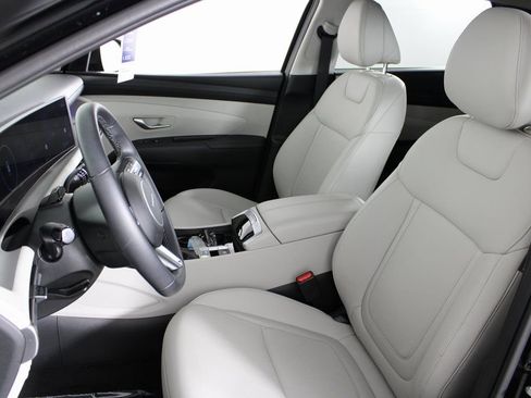 Certified 2025 Hyundai Tucson SEL image 18