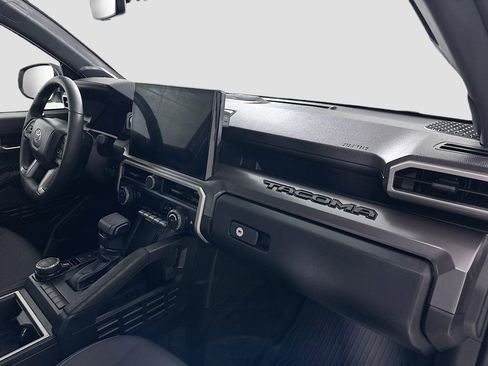 Used 2024 Toyota Tacoma TRD Sport w/ TRD Sport Upgrade Package image 27