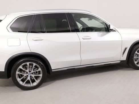 Used 2021 BMW X5 xDrive40i w/ Convenience Package image 10