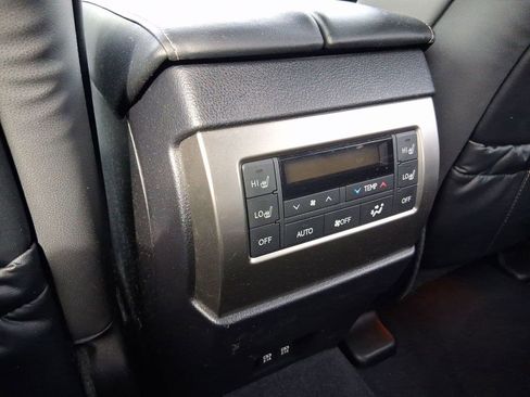 Used 2023 Lexus GX 460 Premium image 30