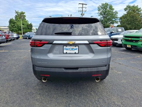Used 2023 Chevrolet Traverse LT w/ LPO, Floor Liner Package AWD/4WD image 5