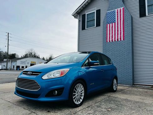Used 2013 Ford C-MAX SEL image 2
