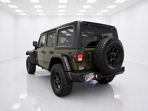 Used 2024 Jeep Wrangler Unlimited AWD/4WD image 4