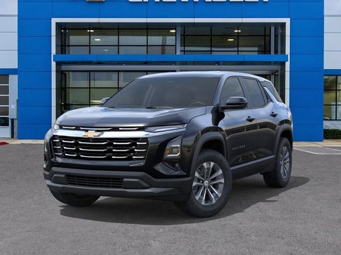 New 2026 Chevrolet Equinox LT w/ Convenience Package II FWD image 6