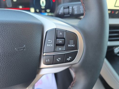 New 2026 Ford Explorer Active w/ Active Comfort Package RWD image 23