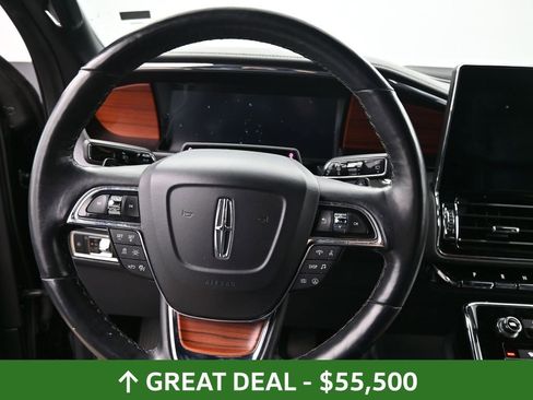 Used 2024 Lincoln Navigator Premiere image 27
