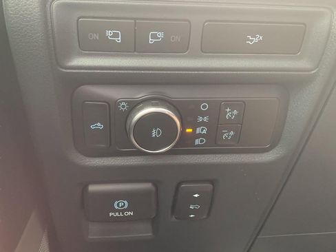 Used 2022 Ford F150 Lariat w/ Equipment Group 502A High AWD/4WD image 12