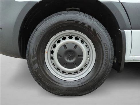 New 2026 Mercedes-Benz Sprinter 2500 image 10
