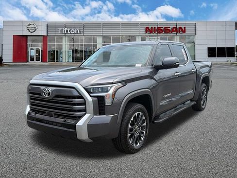 Used 2023 Toyota Tundra Limited AWD/4WD image 3