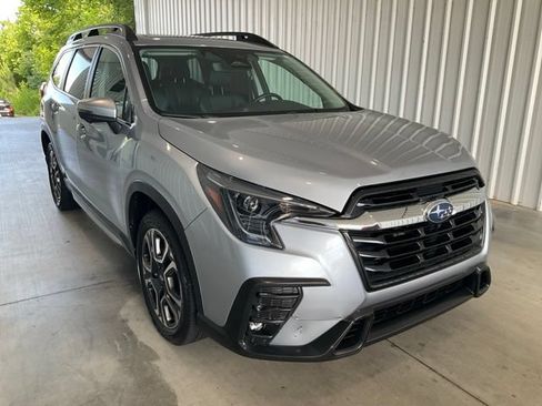 Used 2023 Subaru Ascent Limited w/ Technology Package AWD/4WD image 27