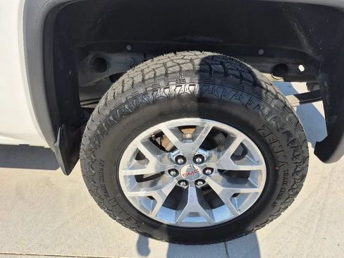 Used 2016 GMC Sierra 1500 SLT w/ Texas SLT Premium Package RWD image 11