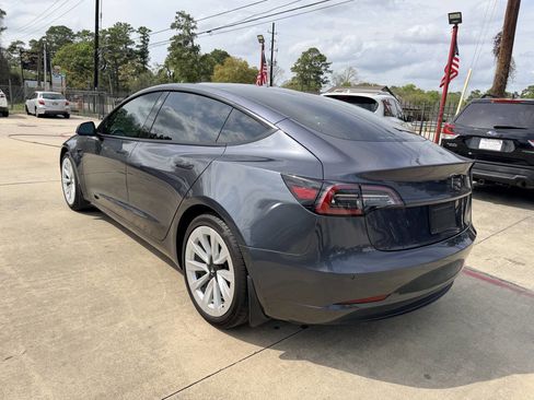 Used 2021 Tesla Model 3 Standard Range Plus RWD image 8