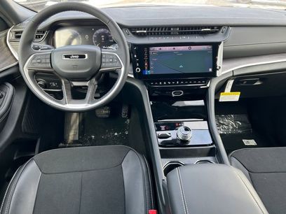 New 2026 Jeep Grand Cherokee Altitude