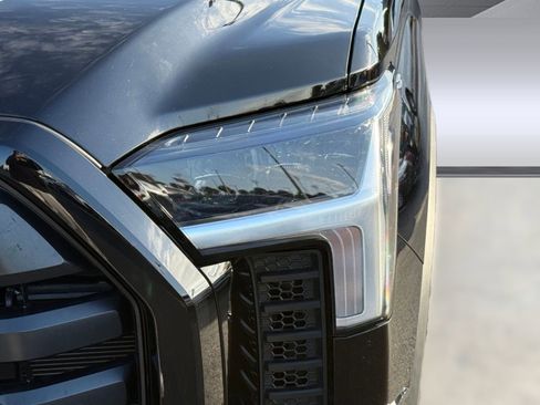 Used 2022 Toyota Tundra SR5 image 11