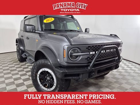 Used 2023 Ford Bronco Badlands w/ Sasquatch Package AWD/4WD image 1