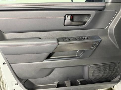 Used 2025 Toyota Sequoia TRD Pro AWD/4WD image 18