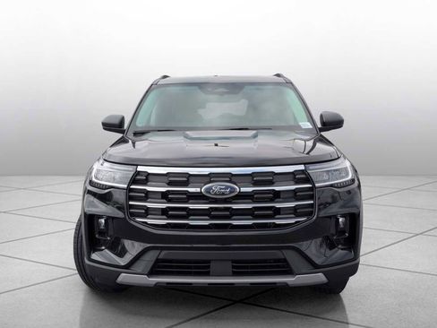 New 2026 Ford Explorer Active w/ Active Comfort Package image 3