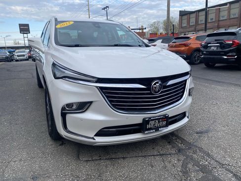 Certified 2023 Buick Enclave Essence AWD/4WD image 10