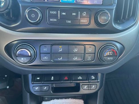 Used 2016 Chevrolet Colorado Z71 image 16