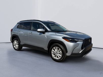 Used 2023 Toyota Corolla Cross LE w/ Moonroof Package