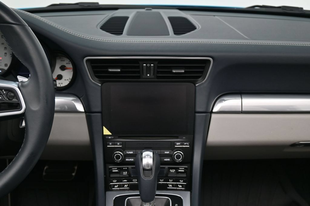 Certified 2019 Porsche 911 Carrera S RWD image 9
