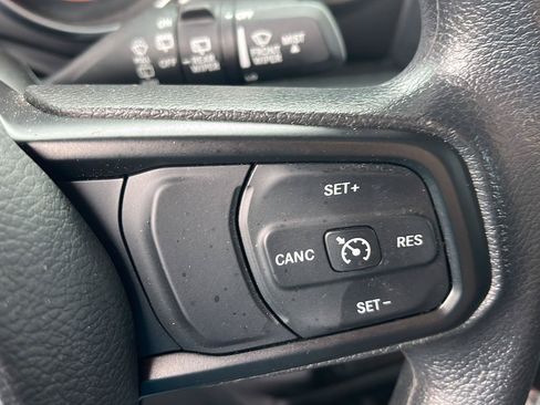 Used 2023 Jeep Wrangler Unlimited Sport AWD/4WD image 12