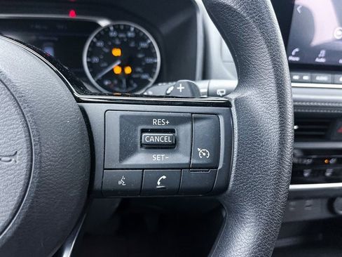 Used 2021 Nissan Rogue S image 27