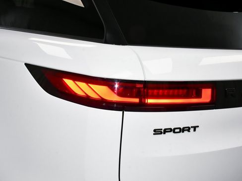 Used 2024 Land Rover Range Rover Sport Dynamic SE image 88