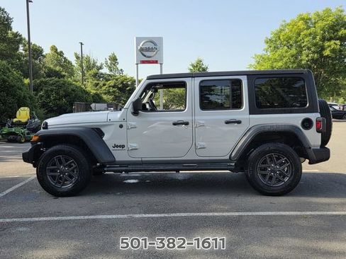 Used 2024 Jeep Wrangler Unlimited Sport AWD/4WD image 2