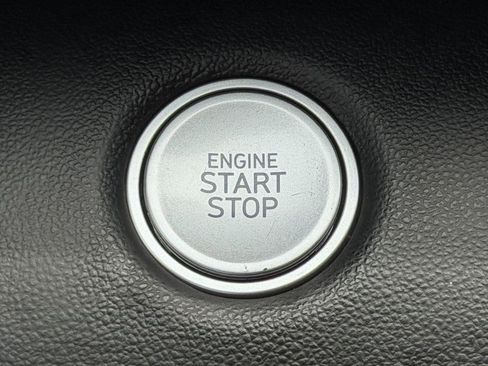 Used 2023 Hyundai Elantra SEL w/ Cargo Package FWD image 21