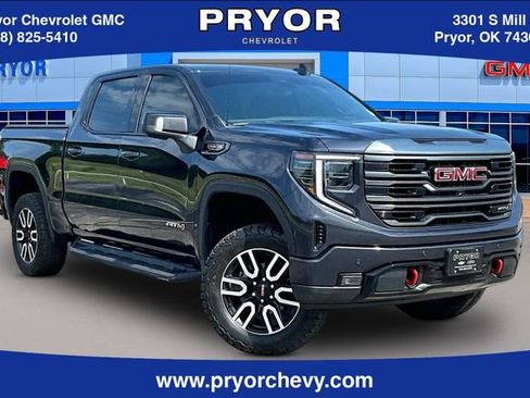 Used 2023 GMC Sierra 1500 AT4 w/ Technology Package AWD/4WD image 1