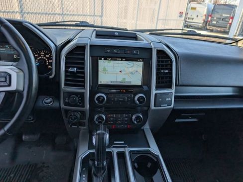 Used 2018 Ford F150 Lariat w/ Equipment Group 502A Luxury image 4