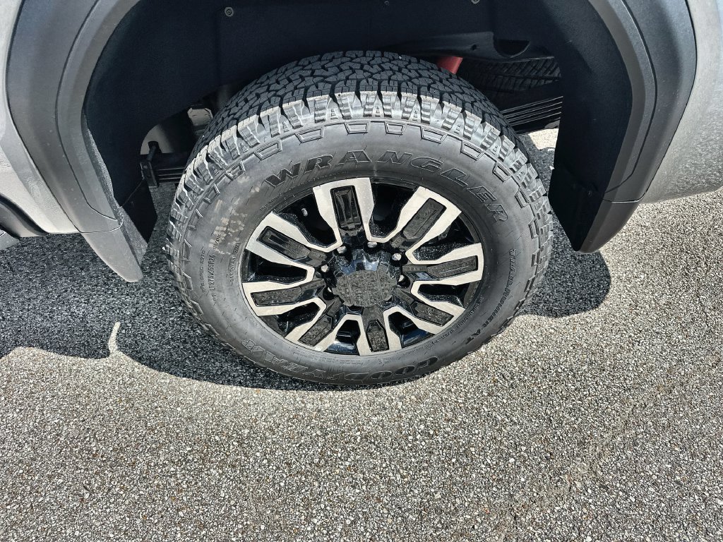 New 2026 GMC Sierra 2500 Denali Ultimate AWD/4WD image 12