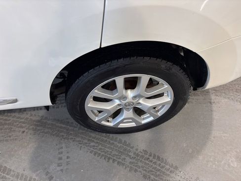 Used 2012 Nissan Rogue SL image 30