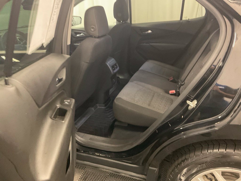 Used 2022 Chevrolet Equinox LT AWD/4WD image 25