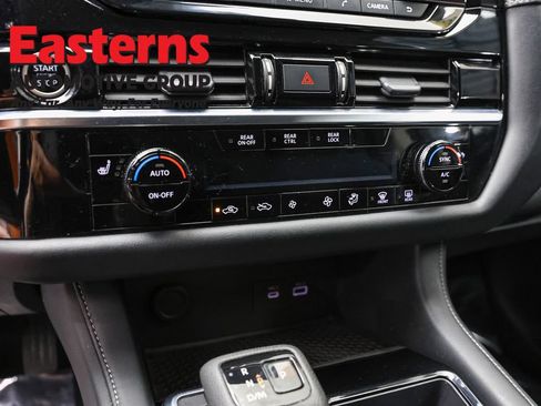 Used 2024 Nissan Pathfinder SV w/ Lighting Package (N92) AWD/4WD image 20