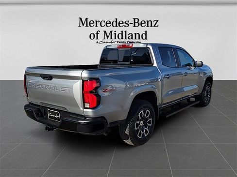 Used 2024 Chevrolet Colorado Z71 w/ Z71 Convenience Package 2 image 8